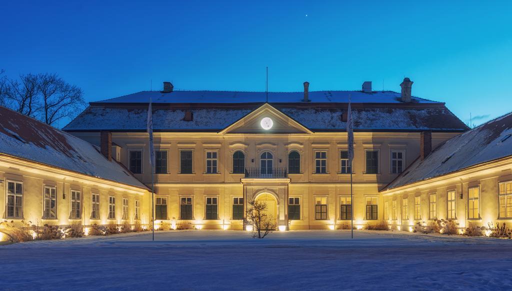 Hôtel Zamek Dukovany Extérieur photo